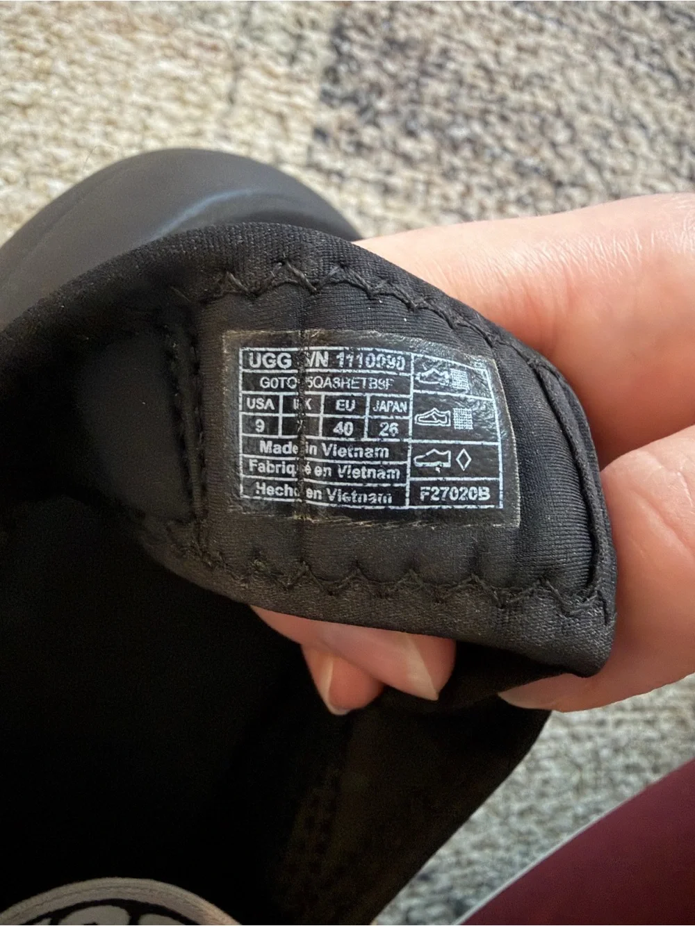 Ugg LA cloud sandals